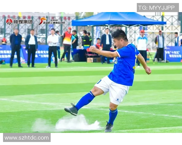 足球巨星真情送祝福温暖人心点燃球迷激情共迎美好未来