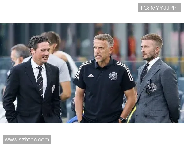 最帅足球球星贝克汉姆的传奇与影响力探析