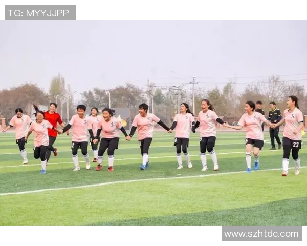 足球巨星齐聚时尚舞台闪耀绿茵与秀场完美融合盛宴 足球巨星齐聚时尚舞台闪耀绿茵与秀场完美融合盛宴